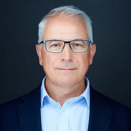 Varga Zoltán munkavédelmi szakértő, MODELLO Intézet
